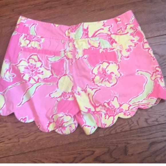 Lilly Pulitzer shorts - Picture 3 of 4